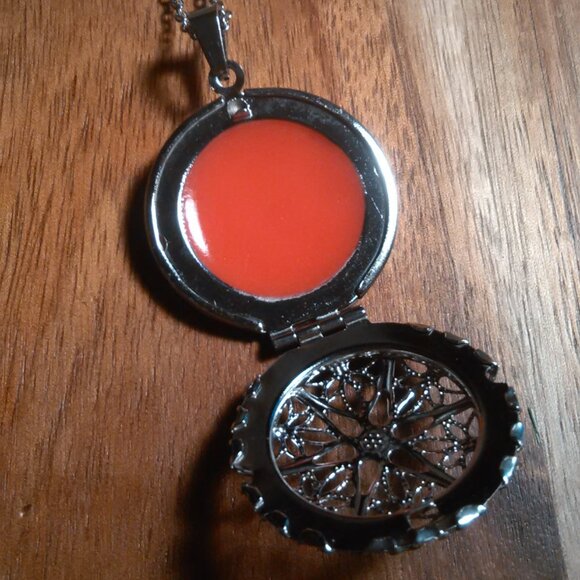 Openable Orange Resin Stainless Steel Pendant Necklace - Picture 3 of 13